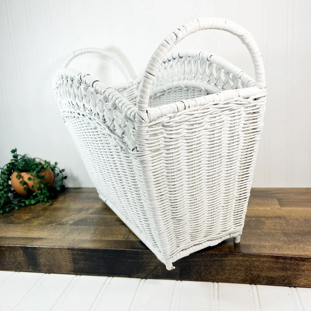 Vintage Wicker Magazine Rack:‎ White Magazine Storage Basket